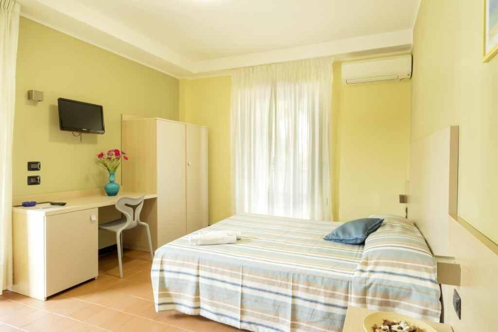 Hotel Blumen 산베네데토델트론토 외부 사진