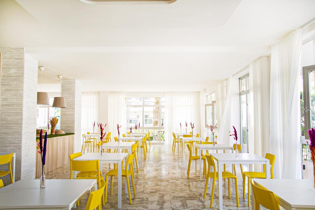 Hotel Blumen 산베네데토델트론토 외부 사진