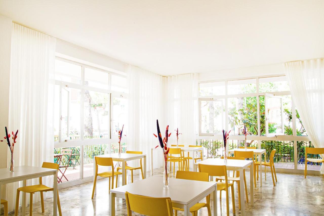 Hotel Blumen 산베네데토델트론토 외부 사진
